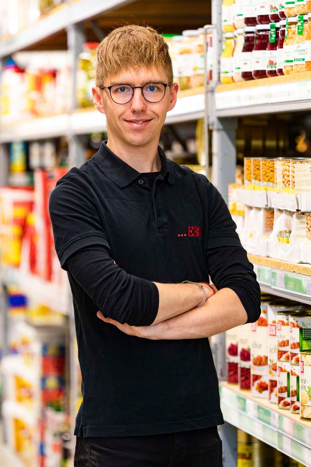 Daniel, Verkauf